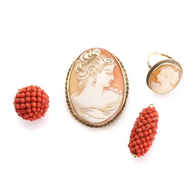 Lot 292 - A group of shell cameo and coral jewellery