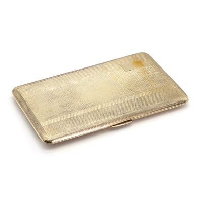 Lot 386 - A 9ct gold cigarette case