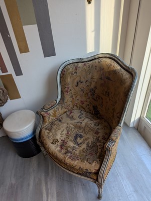 Lot 252 - A pair of Louis XVI-style painted beech bergères