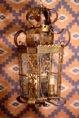 Lot 585 - An Italian gilt toleware lantern