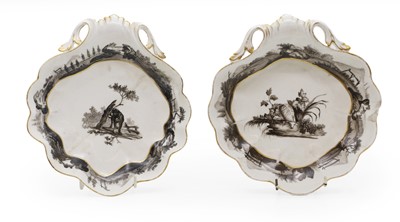 Lot 319 - A pair of Meissen porcelain dishes