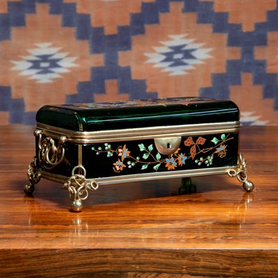 Lot 552 - A Bohemian green glass box