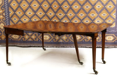 Lot 589 - A Regency mahogany metamorphic D-end dining table