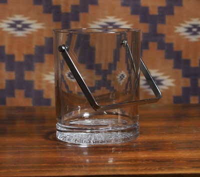 Lot 607 - A glass ice bucket by Daum