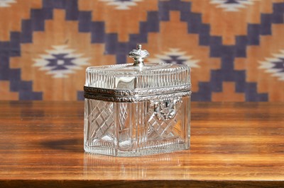 Lot 557 - A Continental cut glass box