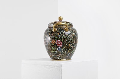 Lot 419 - A Copeland porcelain potpourri vase and cover