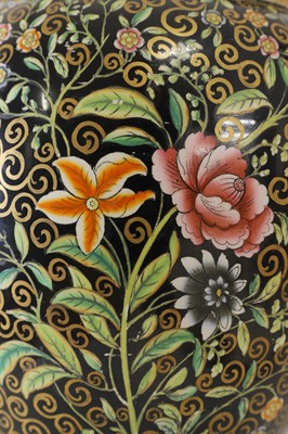 Lot 419 - A Copeland porcelain potpourri vase and cover