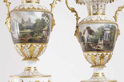 Lot 426 - A Bloor Derby porcelain garniture