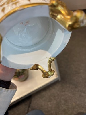 Lot 426 - A Bloor Derby porcelain garniture