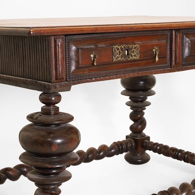 Lot 115 - A large rosewood centre table