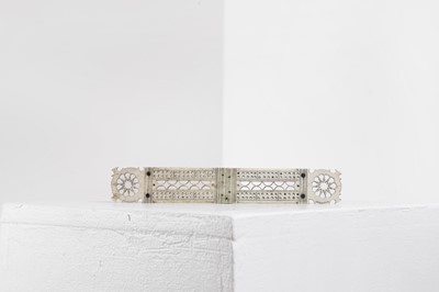 Lot 440 - A Napoleonic bone prisoner-of-war cribbage board