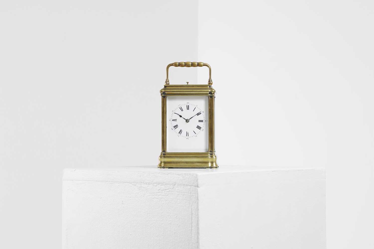 Lot 429 - A brass carriage clock