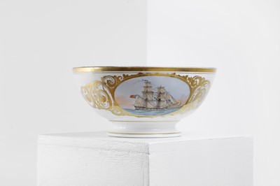 Lot 280 - An 'Elsinore' porcelain ship's portrait bowl