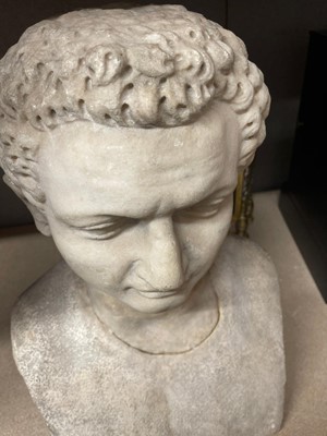 Lot 381 - A Roman marble portrait head of the Emperor Titus