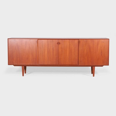 Lot 187 - Henry Rosengren Hansen (Danish, 1899-1978) for Brande Møbelindustri