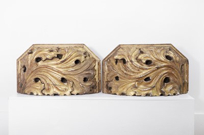 Lot 211 - A pair of George IV carved giltwood wall brackets