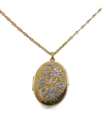 Lot 376 - A 9ct gold floral locket pendant