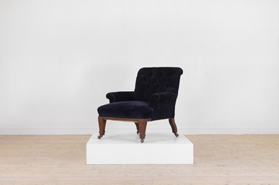 Lot 18 - An Edwardian mahogany armchair