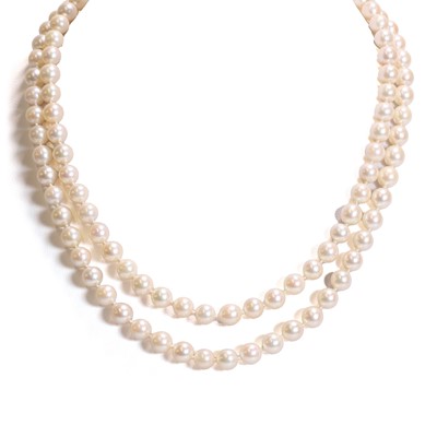 Lot 203 - A two row uniform cultured pearl necklace