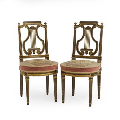 Lot 517 - A pair of giltwood side chairs