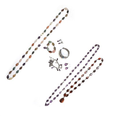 Lot 326 - A collection of vintage silver mounted jewellery