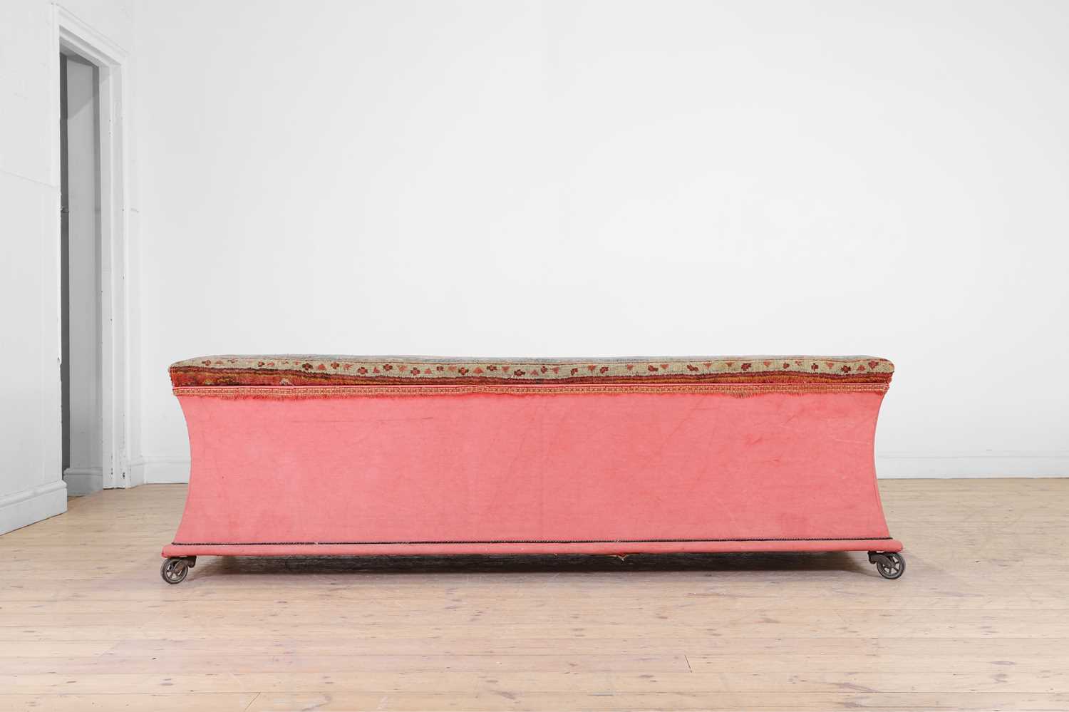 Lot 21 - A large upholstered ottoman