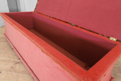 Lot 21 - A large upholstered ottoman
