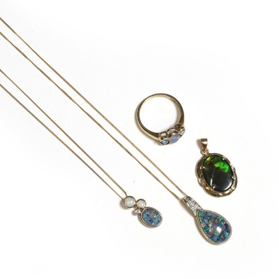 Lot 223 - A group of 9ct gold jewellery