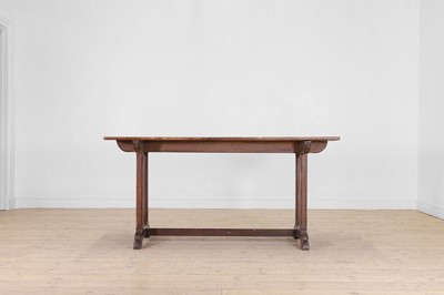 Lot 463 - An Arts and Crafts oak side table