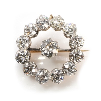 Lot 42 - A late 19th century 18ct gold and diamond target brooch