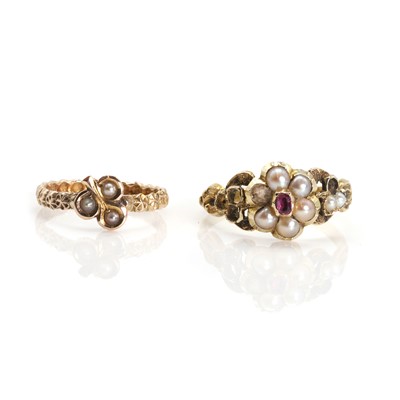 Lot 256 - Two Victorian split pearl rings