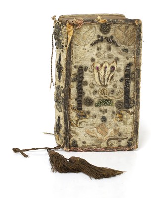 Lot 385 - Contemporary Embroidered binding - Bible [English]