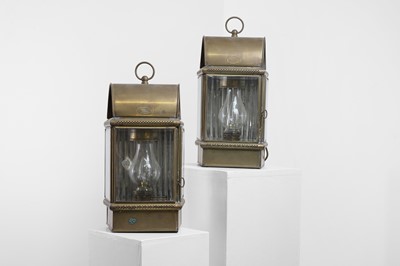 Lot 87 - A pair of brass ship's lanterns by Davey & Co., London