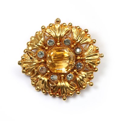 Lot 10 - A 19th century gold and citrine brooch