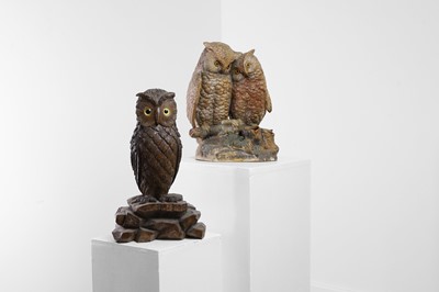 Lot 132 - A Black Forest carved wooden model of an owl