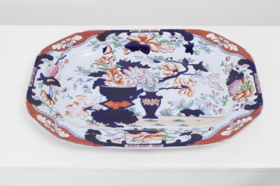 Lot 34 - A graduated set of three Victorian Tonquin China ironstone meat dishes
