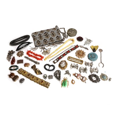 Lot 349 - A collection of antique and vintage costume jewellery