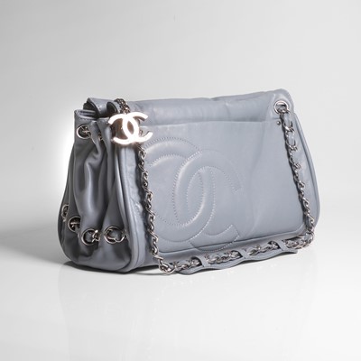 Lot 493 - A Chanel 'Diagonal Ligne Accordion' leather handbag