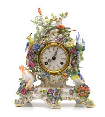 Lot 148 - A Meissen mantel clock