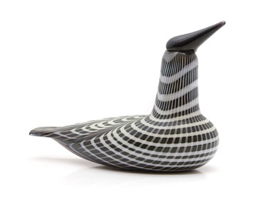 Lot 359 - A Nuutajärvi 'Kaakkuri' glass bird