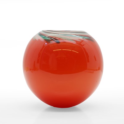 Lot 346 - An Annette Meech studio glass vase