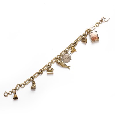 Lot 359 - A 9ct gold charm bracelet