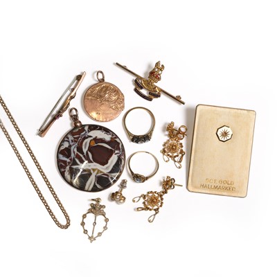 Lot 308 - A group of gold jewellery