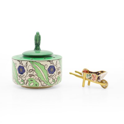 Lot 306 - A Royal Doulton posy holder