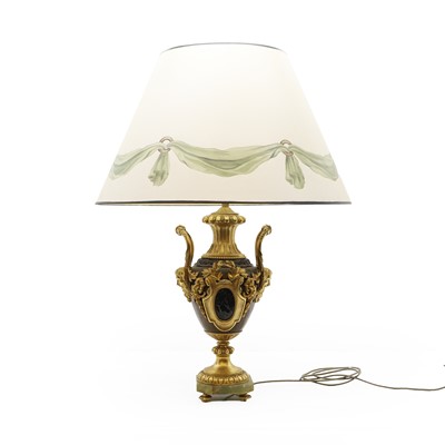 Lot 304 - A pair of classical design table lamps