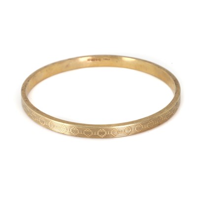 Lot 348 - A 9ct gold bangle