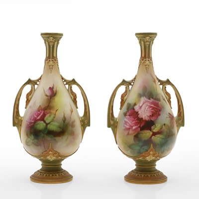 Lot 321 - A pair of Royal Worcester vases