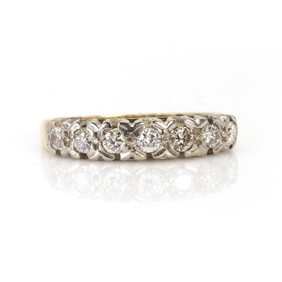 Lot 75 - An 18ct gold diamond seven stone ring