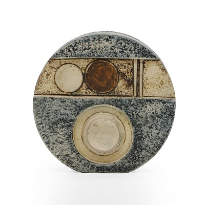 Lot 309 - A Troika pottery Wheel vase