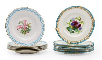 Lot 331 - A group of six porcelain cabinet plates